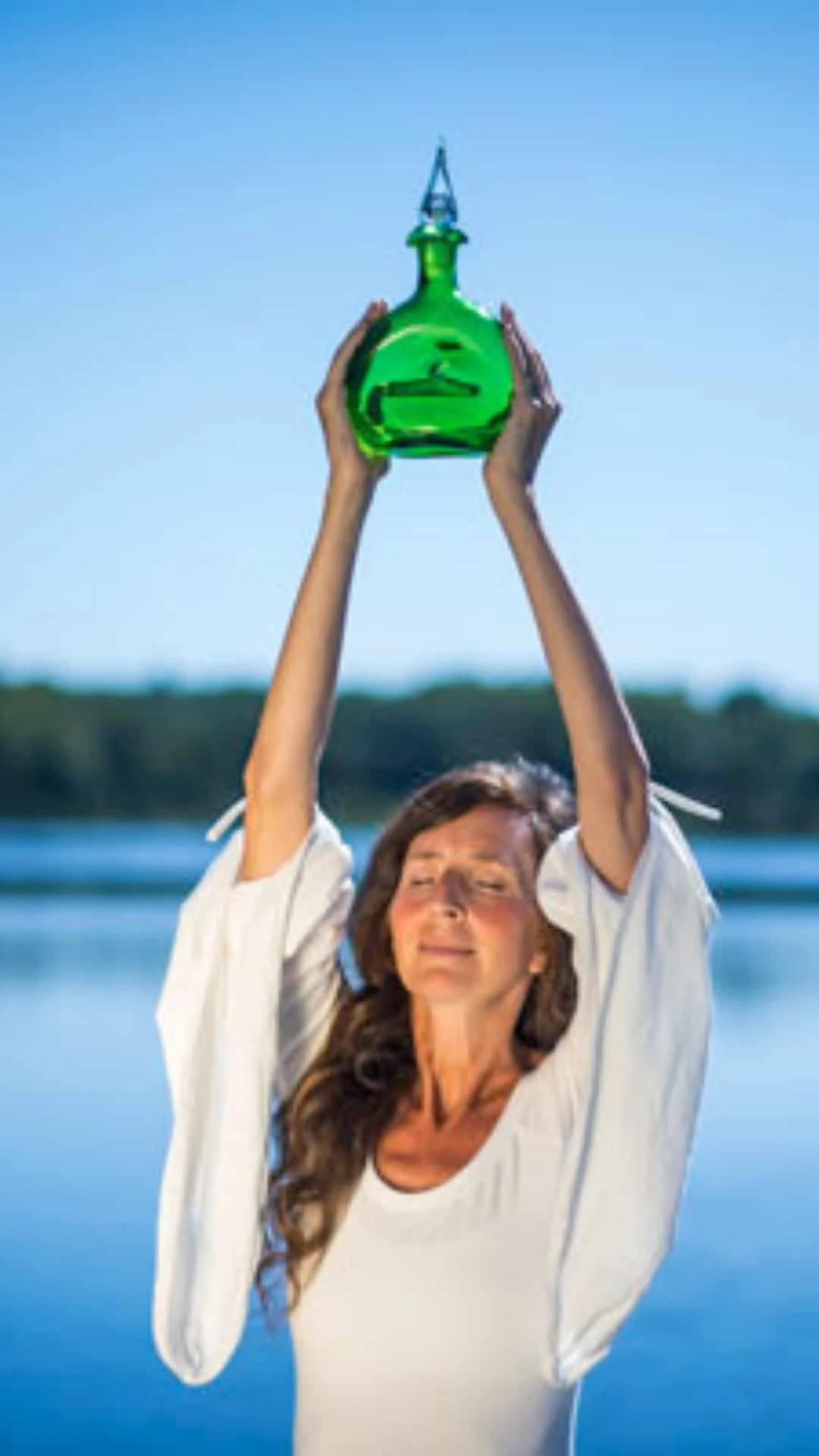 Using Essential Oils Made Easy - Nadine Artemis