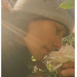 lepaar-rose-aurea-perfume-5