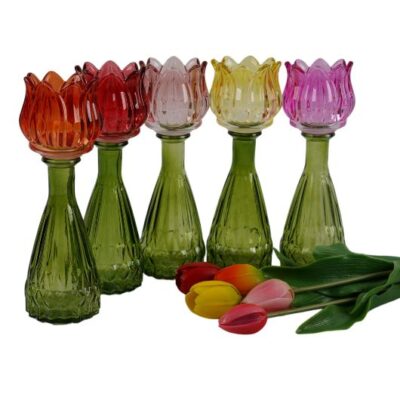 Tulip shaped vase/candle holder