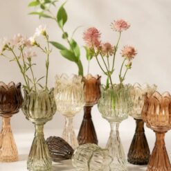 tulip-shaped-tealightholder