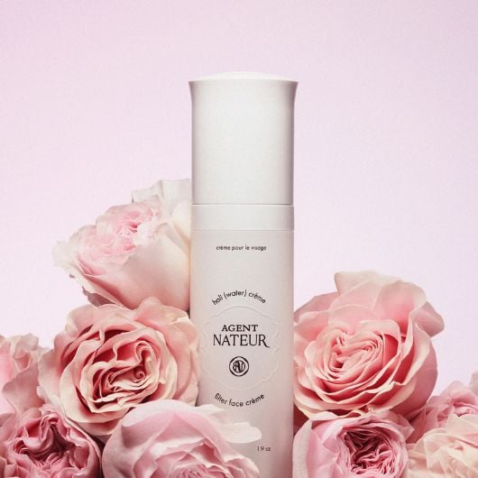 an-holi-water-creme-new