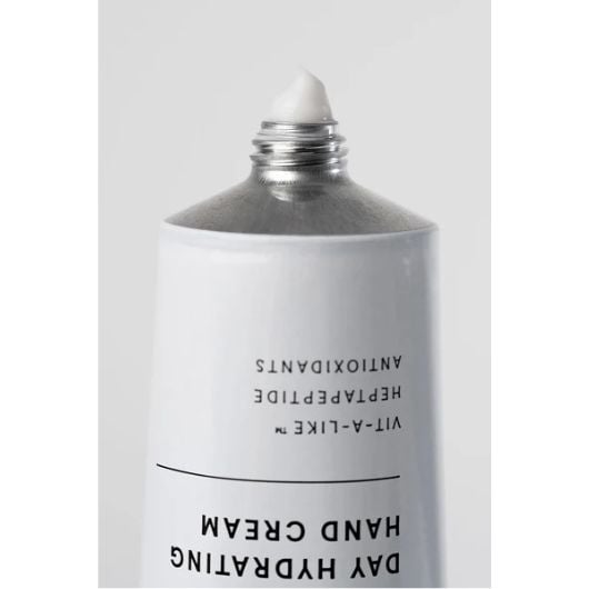 gitti-day-hydrating-hand-cream-2